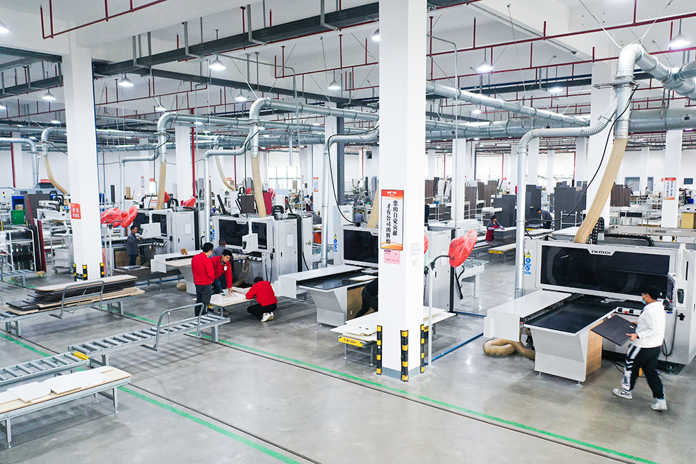 Altı kenarlı matkap makinesinin detaylarının güzelliğine bir göz atalım