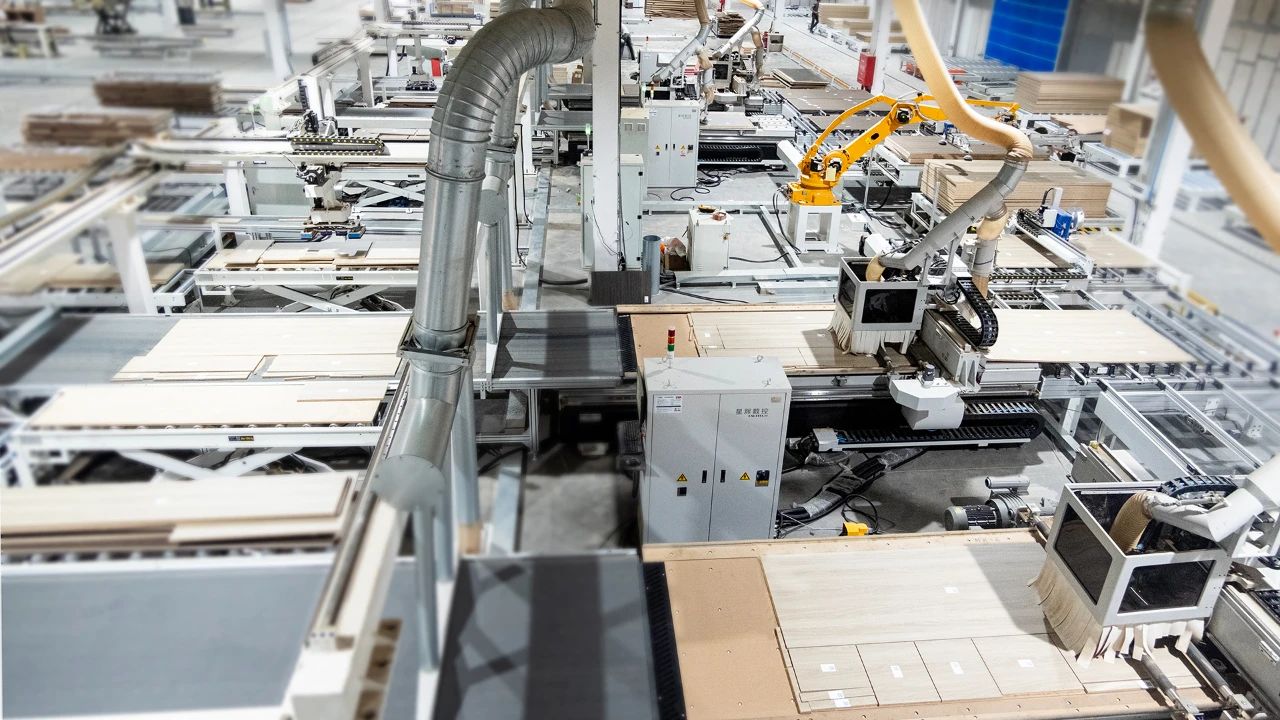 İnsansız hat, Excitech'i seçin! Guangdong Akıllı Fabrika Projesi Örneğinin Takdiri.