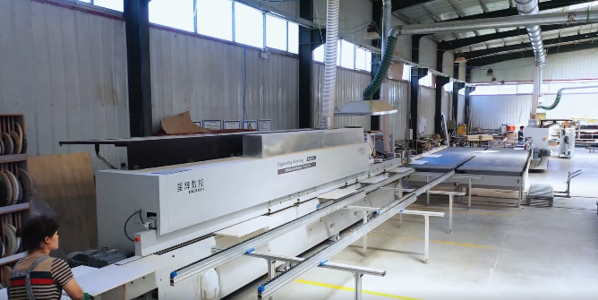 Akıllı fabrika, EXCITECH'i seçin! Pekin dingxiang mobilya akıllı kenar bantlama projesi.