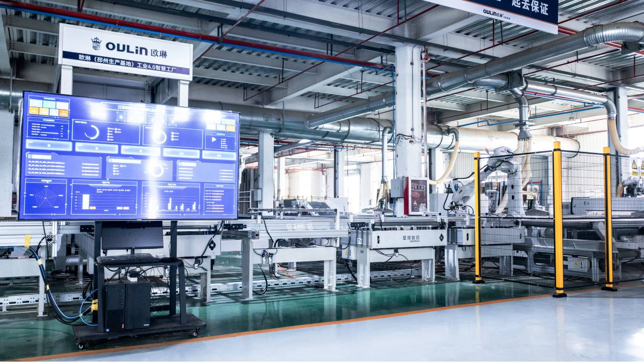 Excitech ahşap işleme akıllı fabrika yeniliği size hizmet ediyor.